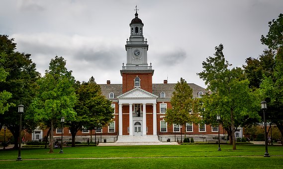 johns hopkins university 1590925 340