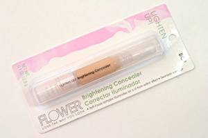 Flower Lighten Up Brightening Concealer